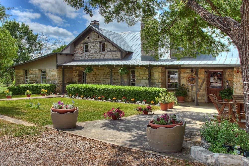 Kuebler Waldrip Haus B&B