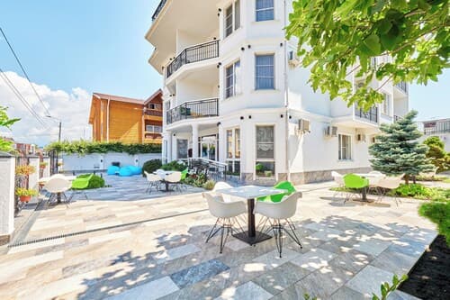 Blue Marine Hotel
