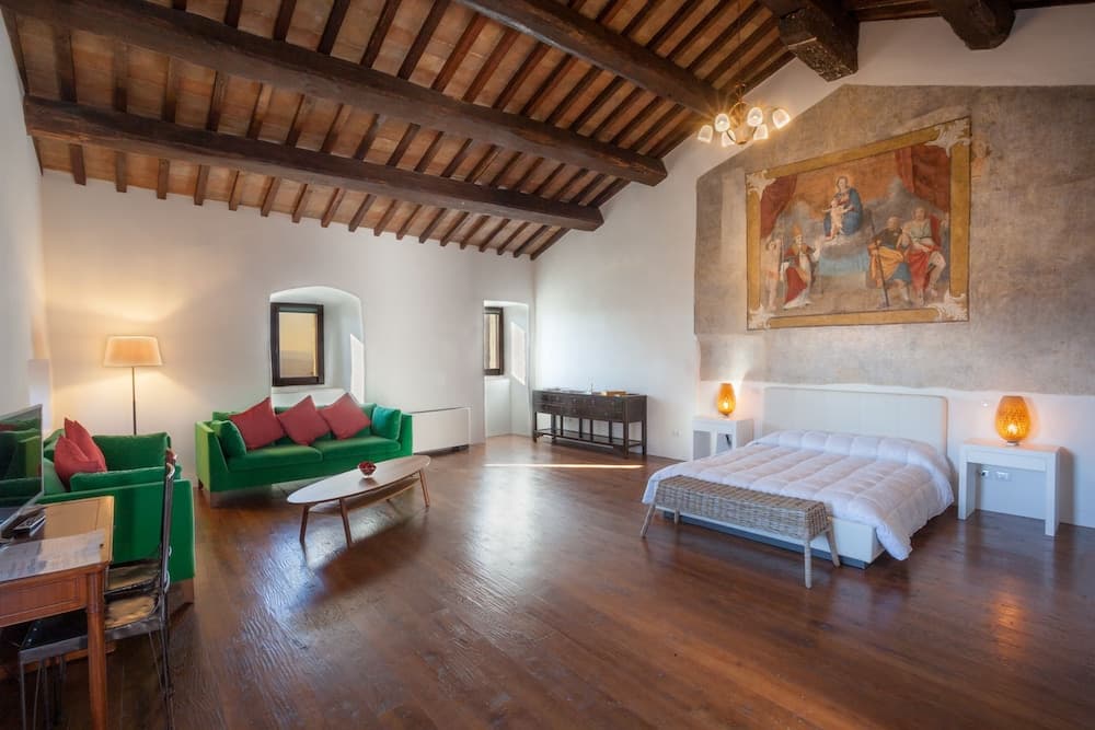 Il Castello Di Campello