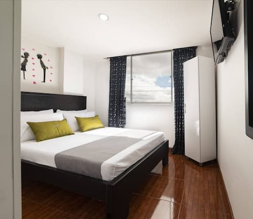 Hotel Dorado 100