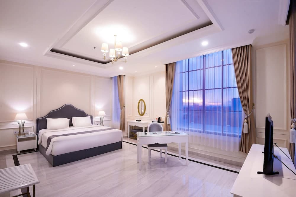 Grand Senyum Hotel