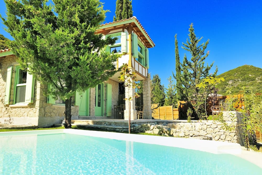 Villa Ermis- Mounty Island Villas