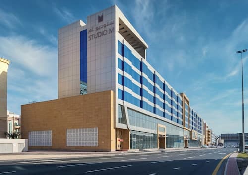Studio M Arabian Plaza Hotel & Hotel Apartments