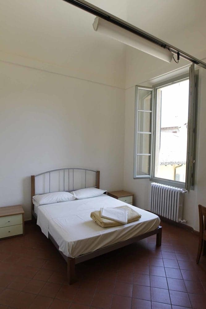 Student's Hostel della Ghiara