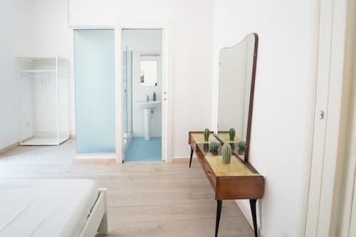 Monteoliveto Modern Flat by Wonderful Italy
