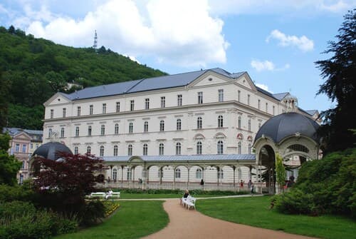 Lázeňský hotel Sadový Pramen