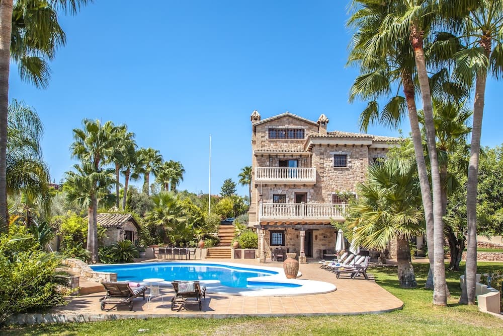 Cubo's Villa Dos Reyes