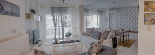 Luxury City Center Apartment