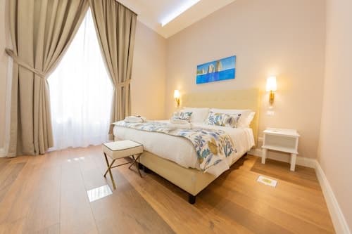 GuestHouse Suite CuoreNapoletano