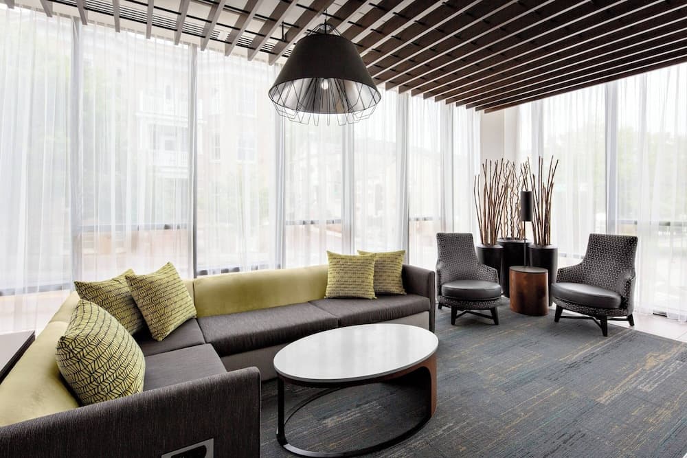 Courtyard by Marriott Knoxville Downtown