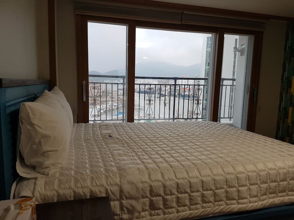 The View Hostel