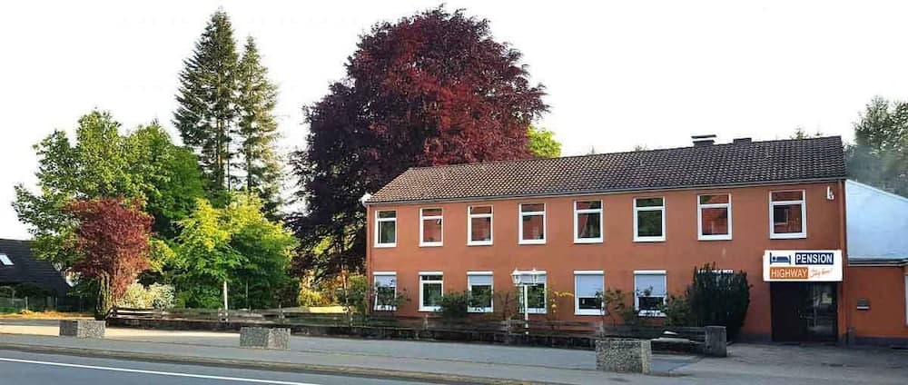 Pension Highway 3 Sennestadt-Bielefeld