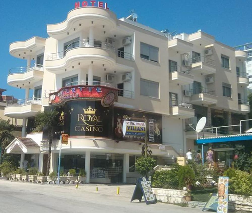 Lion Gate Hotel