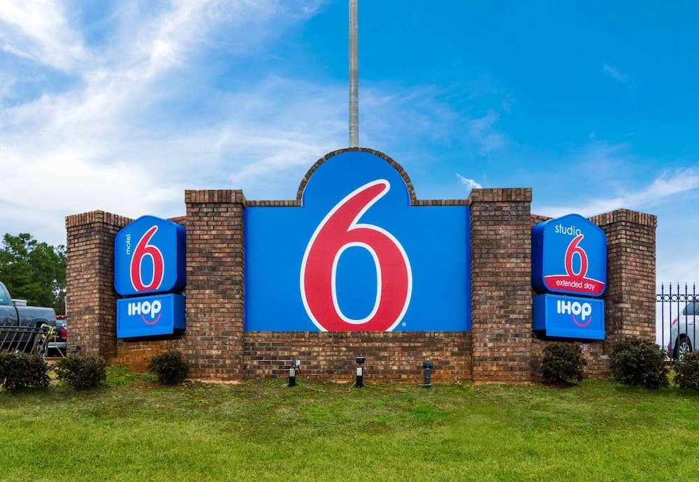 Studio 6 Lagrange, GA