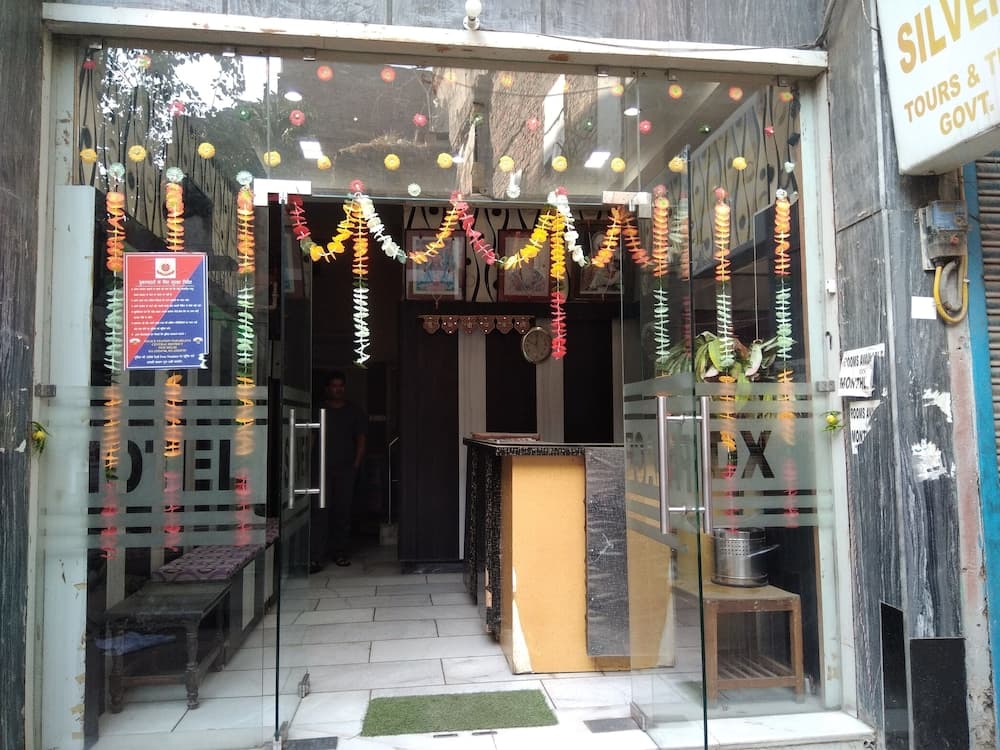 Hotel Silver Palace - Hostel