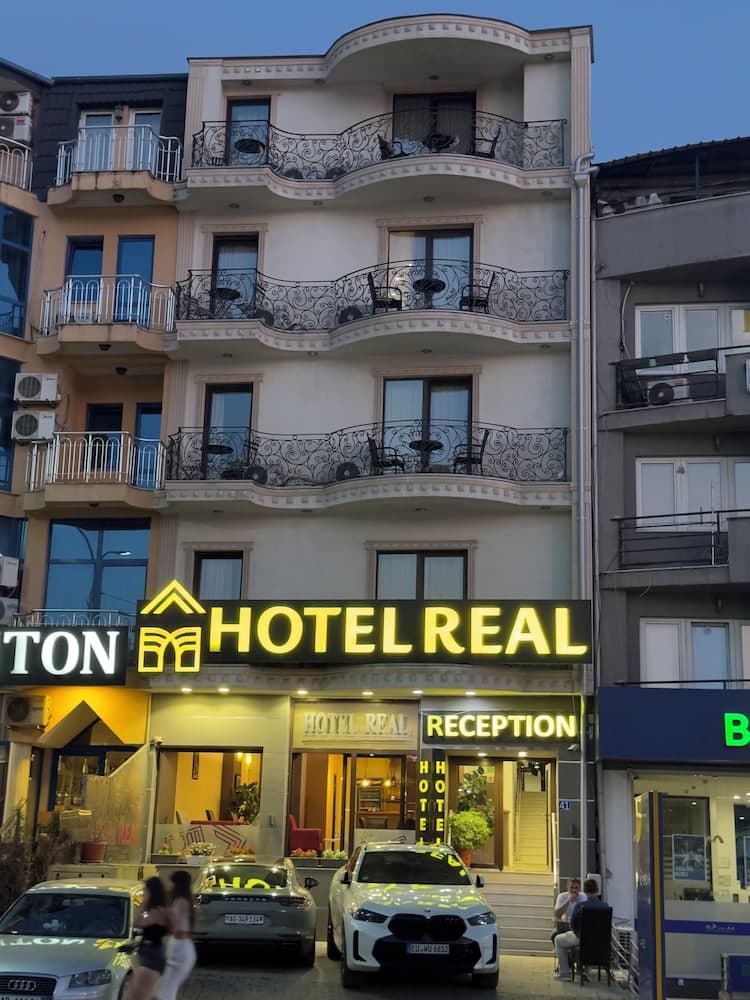 Hotel Real