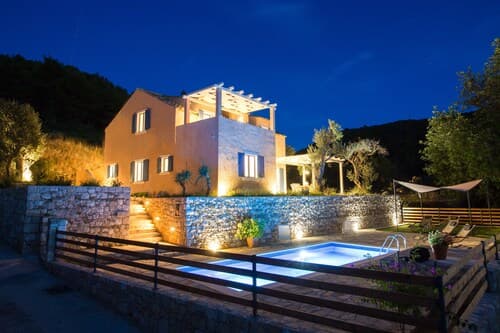 Villa Authentica