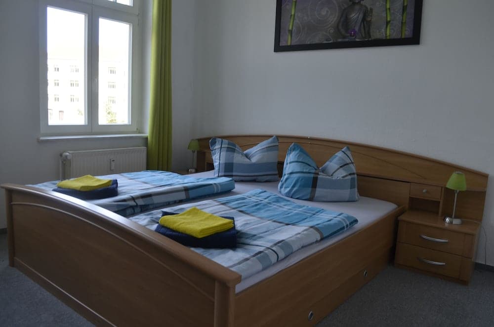 Apartment-Hotel