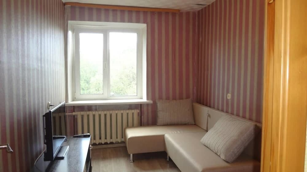 Apartment on Karla Marksa 258B