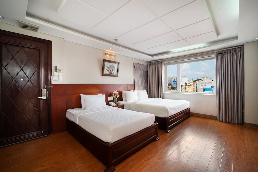 Van Ha Hotel