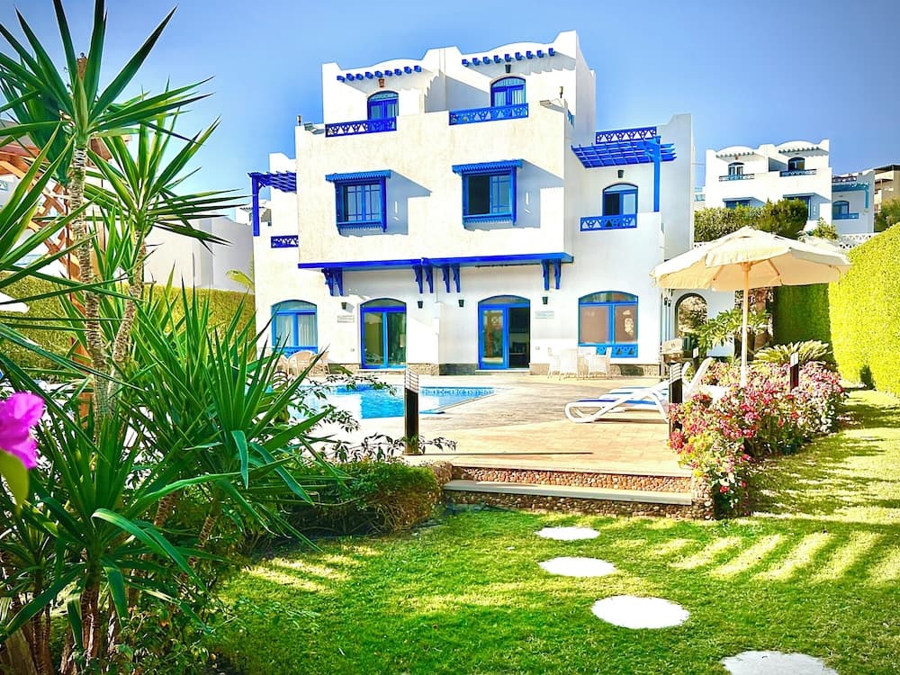 Luxury 4BD Villa with Pool in Hurghada