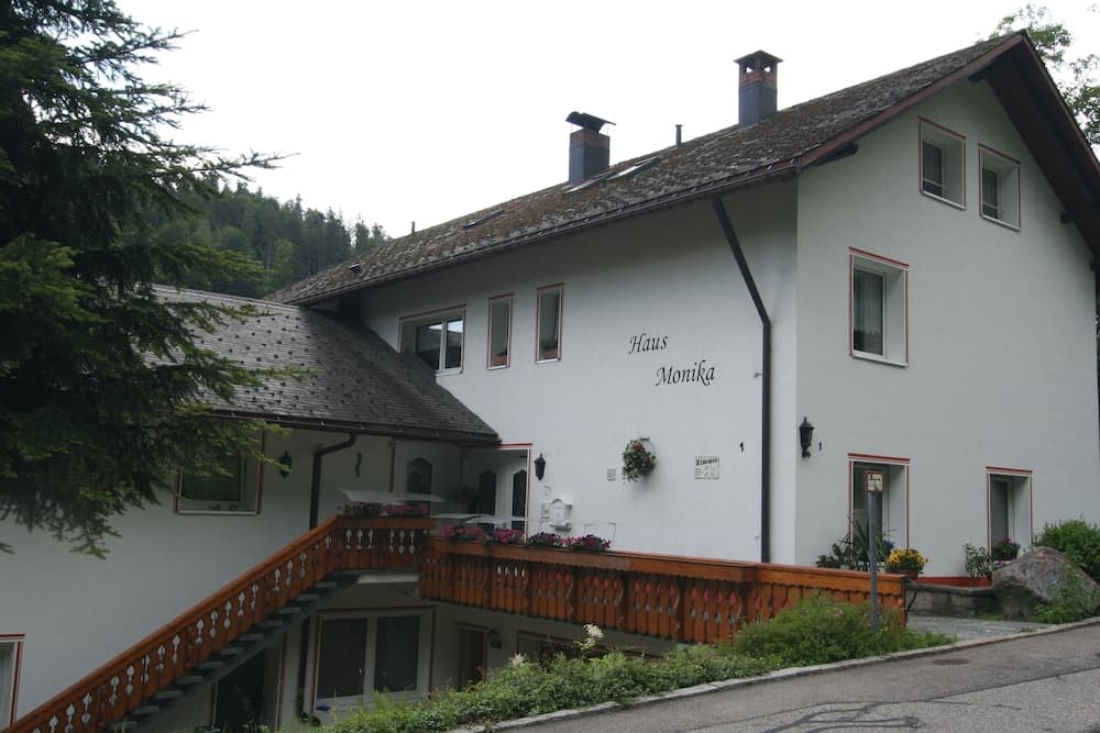 Haus Monika