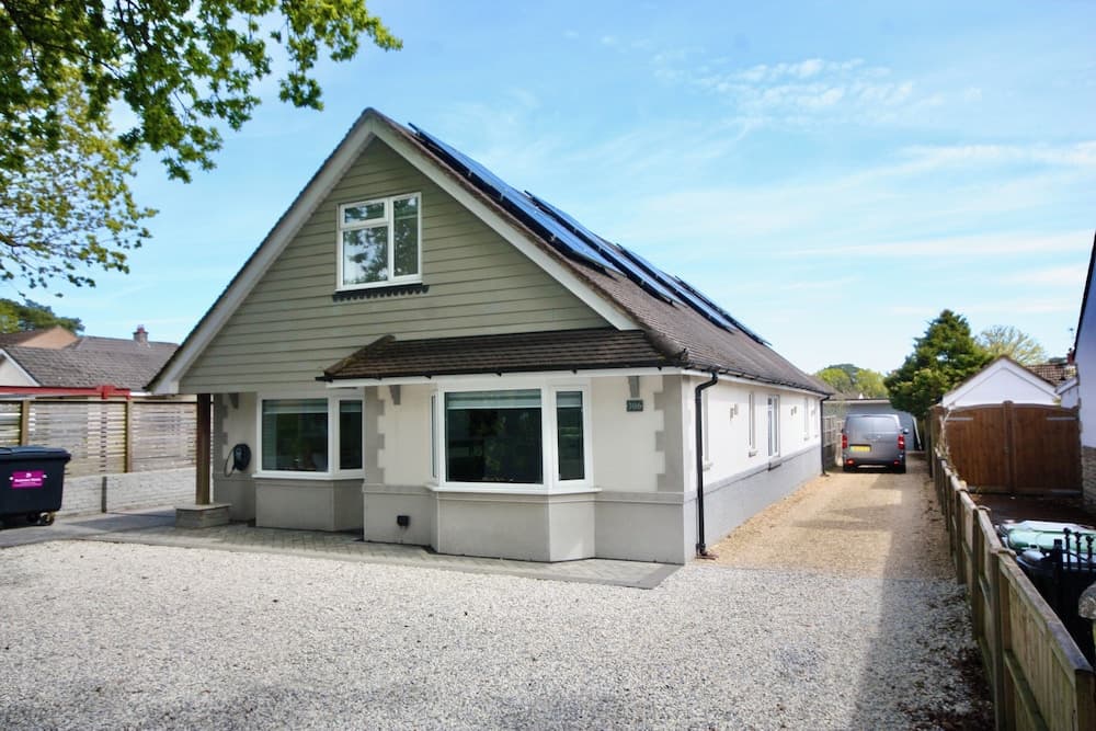 Four Corners Holiday Home with Hot Tub & Sauna