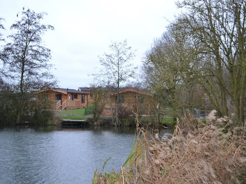 The Chiltern Lodges at Upper Farm Henton