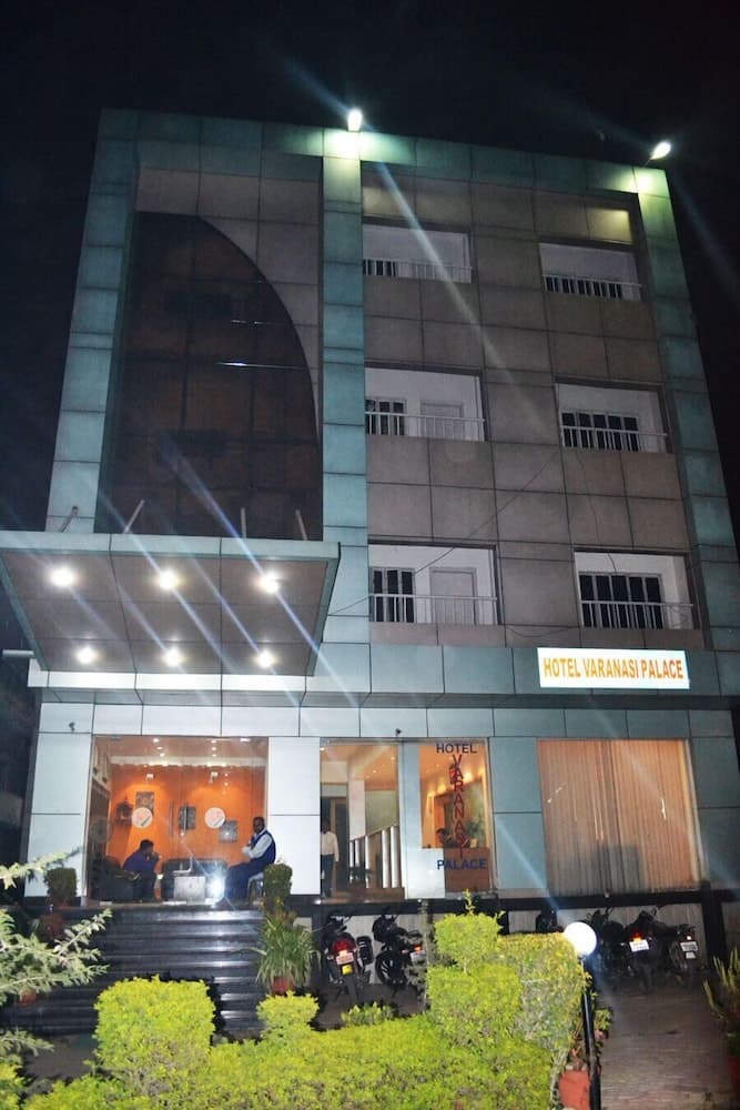 Hotel Varanasi Palace