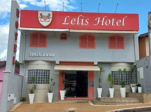 Lelis Hotel