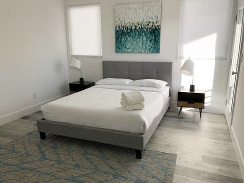Brand NEW Luxury Spacious 3bdr Townhome Close to 3rd St