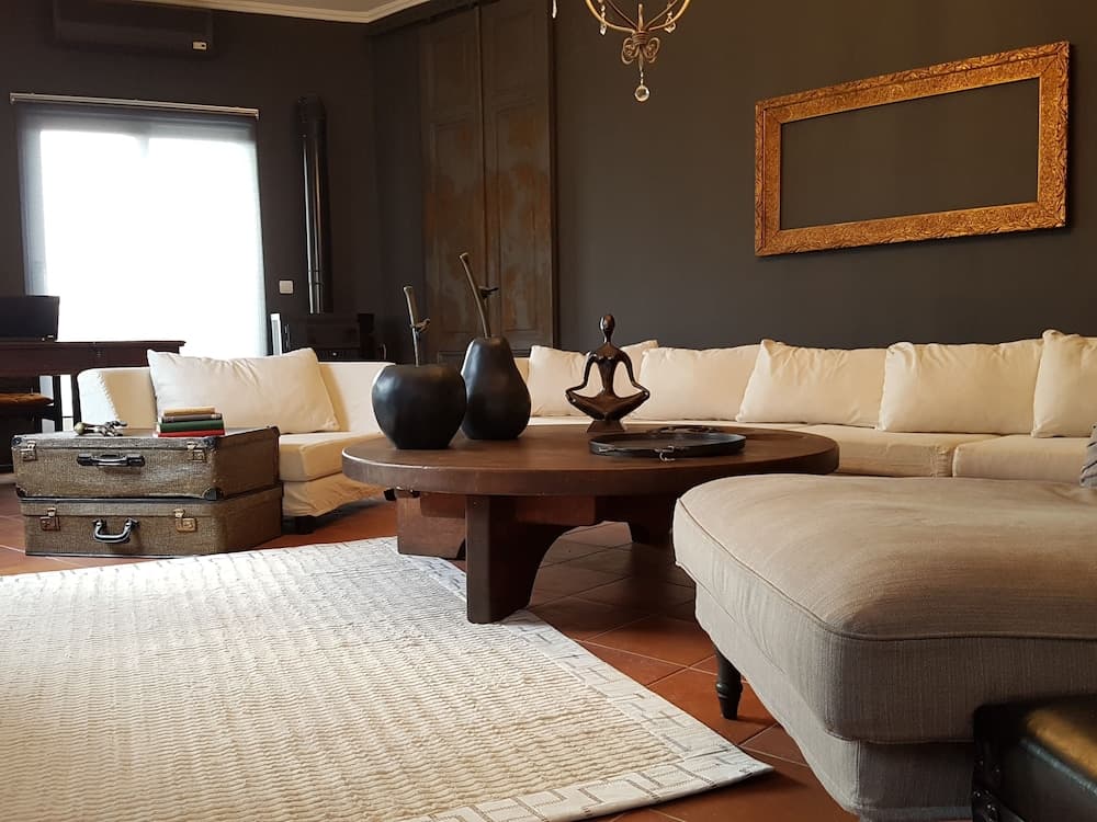 Admetus Psyrri Loft by K&K