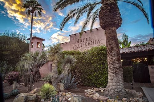 Hotel California - A Town & Desert Boutique Hotel