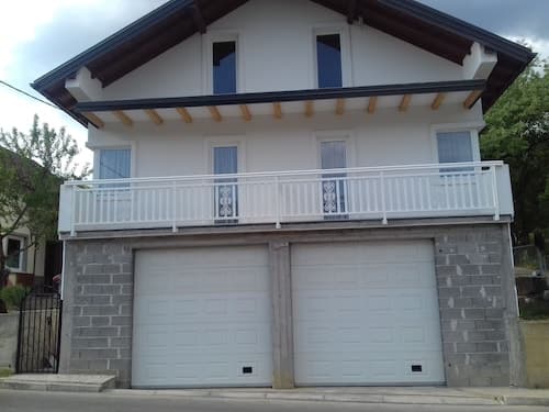 Big mama's Apartments
