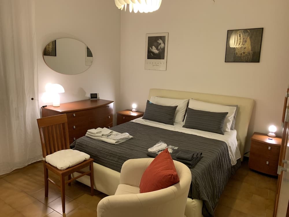 Pampero & Catona House B&B
