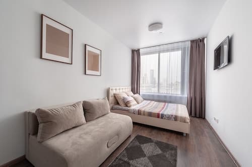 Studio Apartment on Malysheva 42a 14 floor