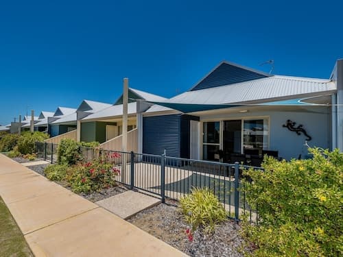 Seafront Unit 49