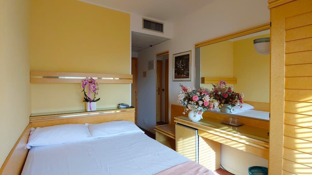 Hotel Antares