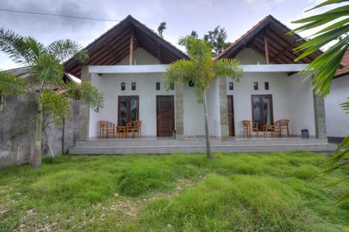 Kira Cottages