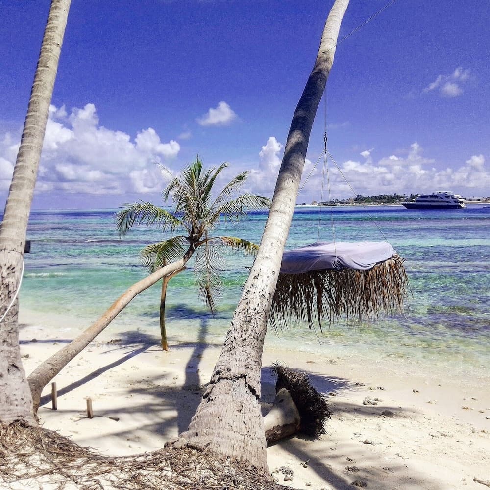 La Due Thulusdhoo
