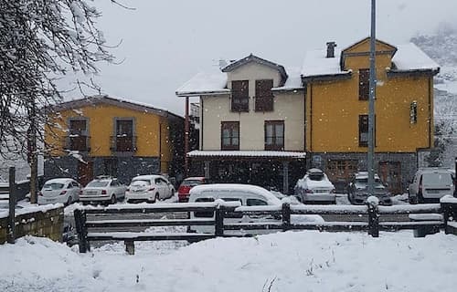 Hotel Peña Pandos
