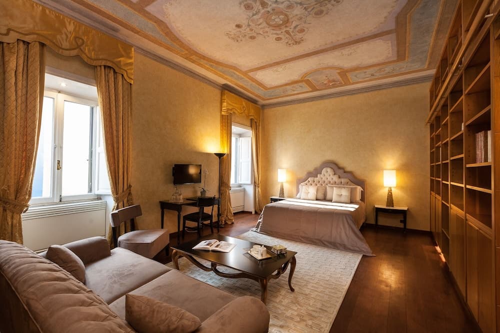 Prestigious Apartment Piazza Navona