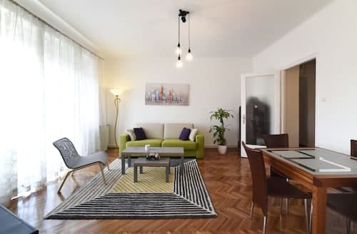 Sunny Apartment