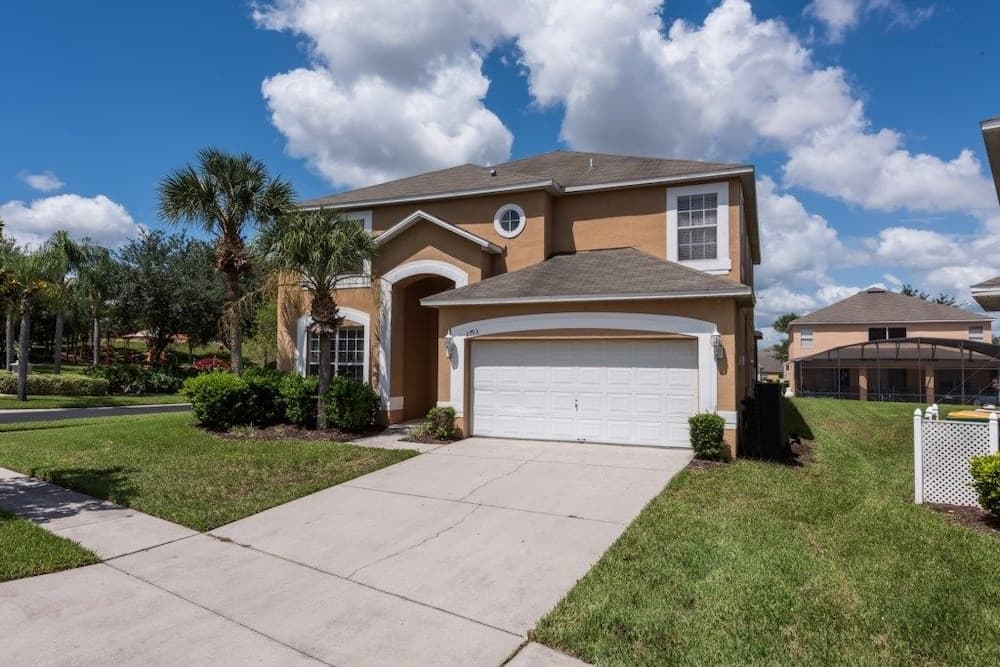 7BR Pool Home Emerald Island by SHV-2793