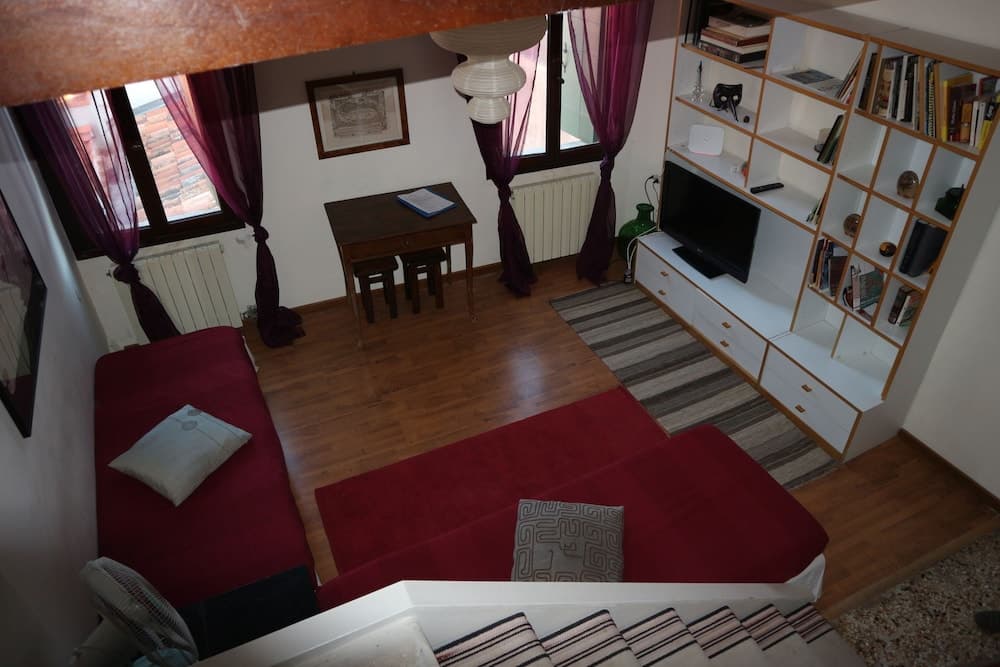 Venezia - Calle De Le Vele