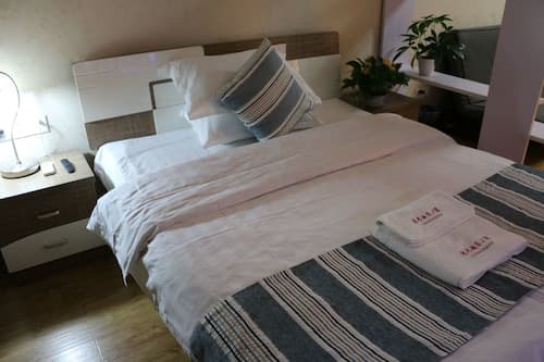 Yilai Service Apartment