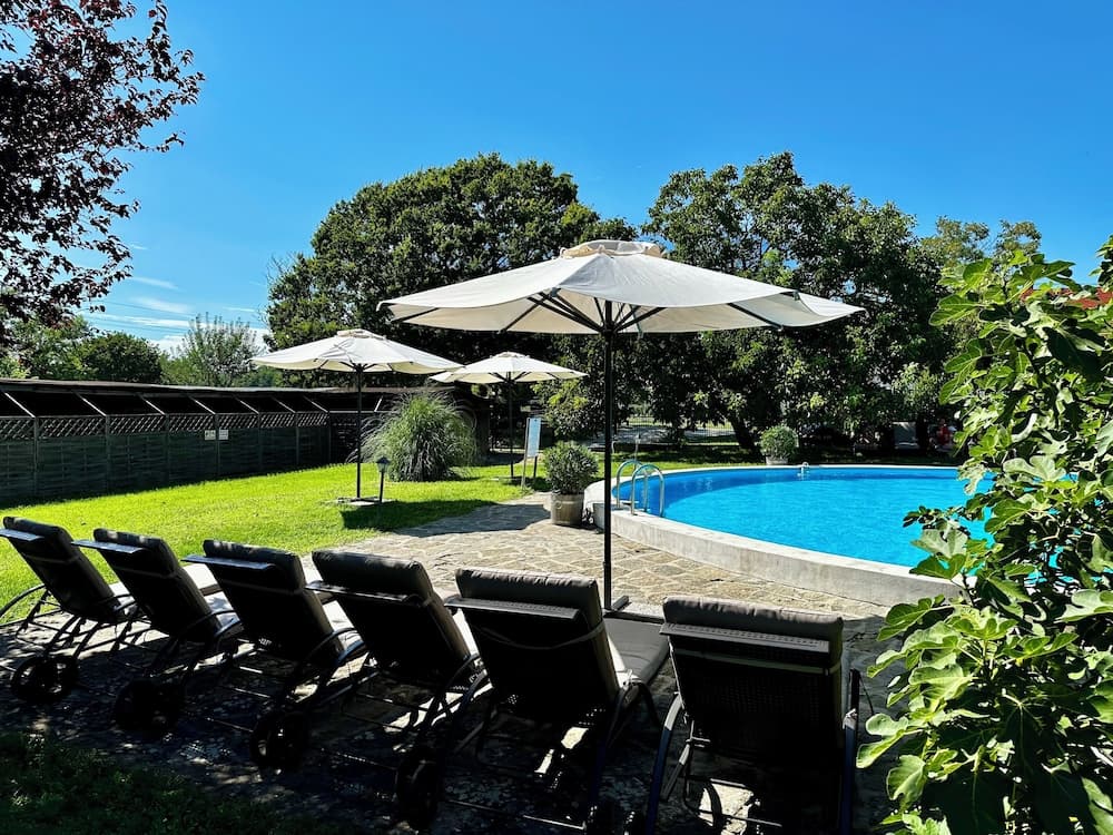 The Houses of History - anno 1830