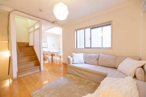 Station & White Osaka station 4BR luxury house