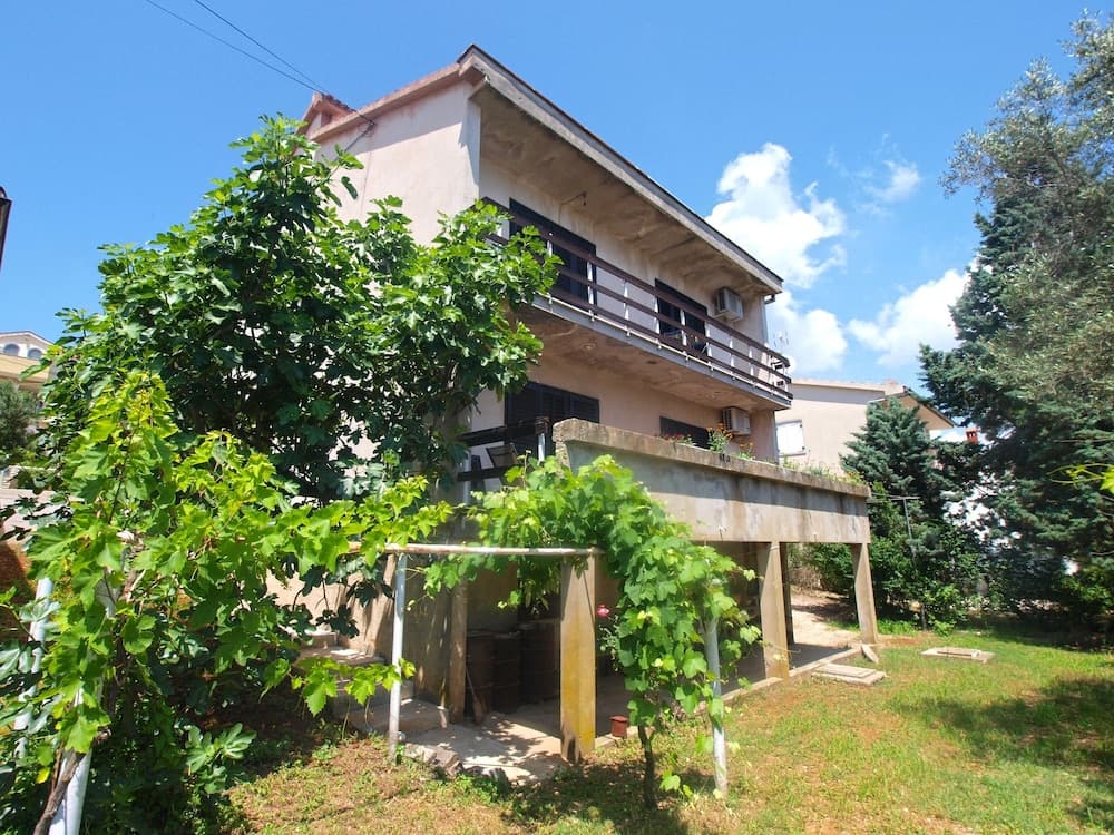 Apartment 1583