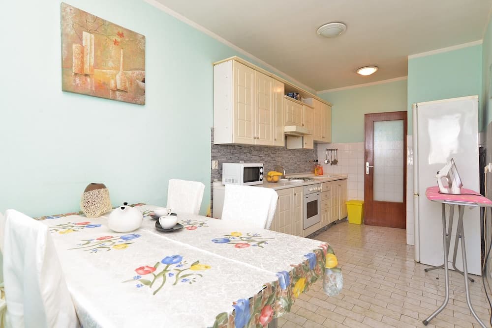 Apartment 1597